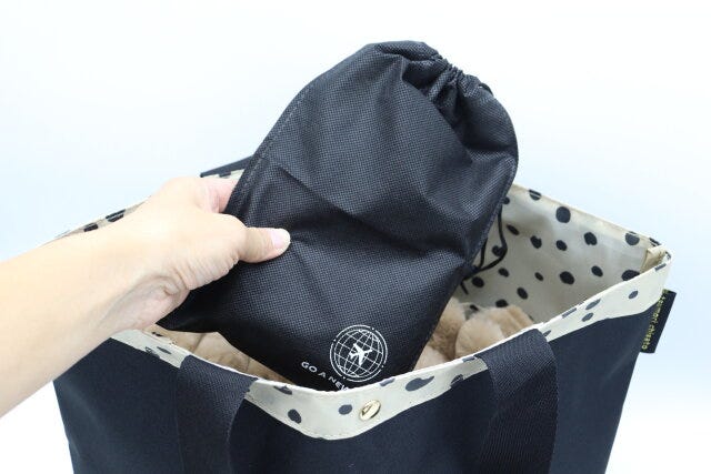 ダイソー　折りたたみスリッパ　持ち運び