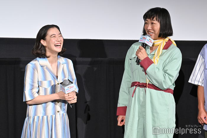 蒼井優、山崎静代(C)モデルプレス