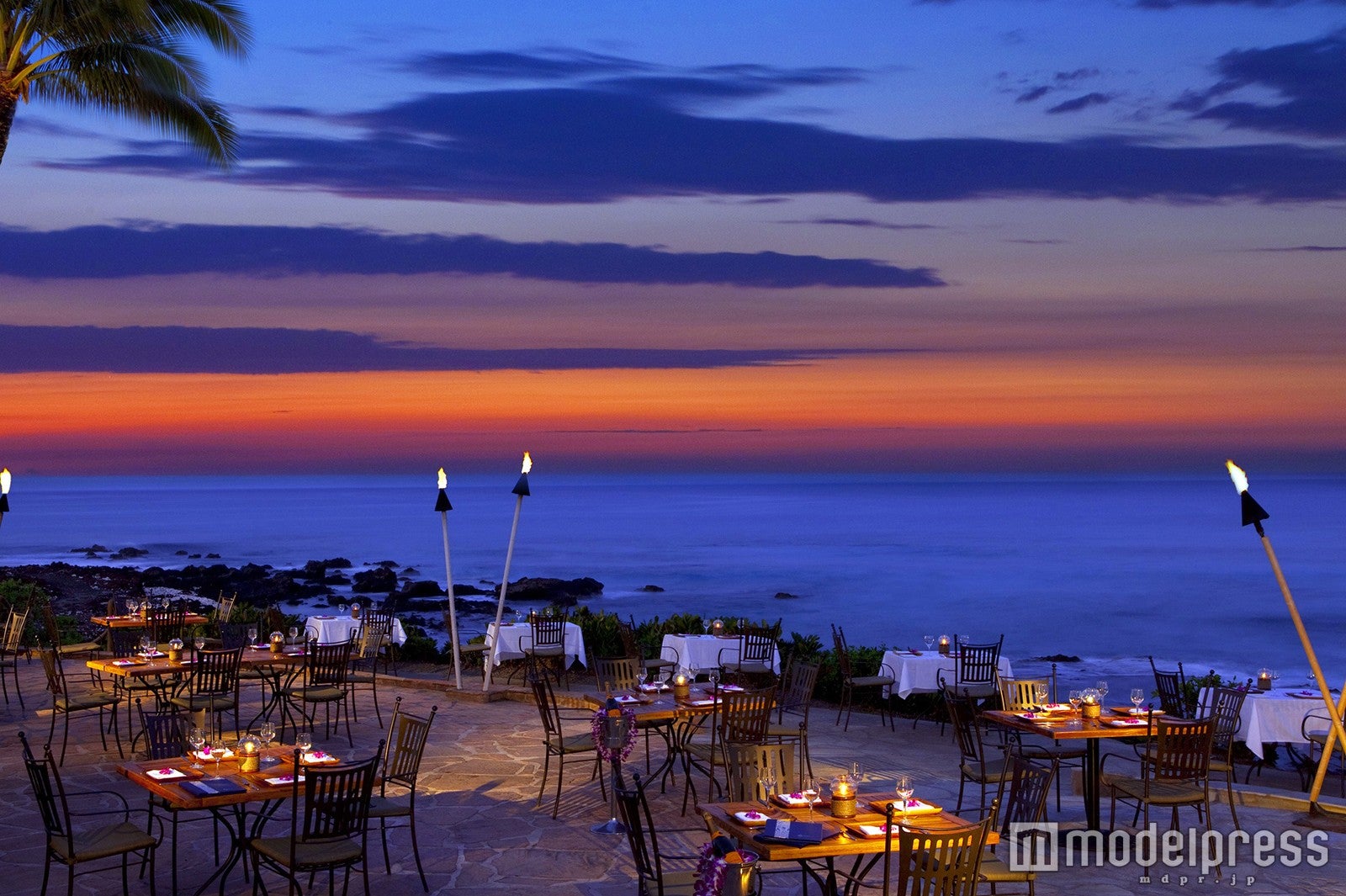 ハワイ島の「ヒルトン・ワイコロア・ビレッジ」のレストラン、カムエラ・プロビジョン・カンパニー／画像提供：JTBワールドバケーションズ