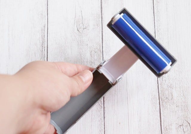 ダイソー 携帯用ほこり取り ダイソー