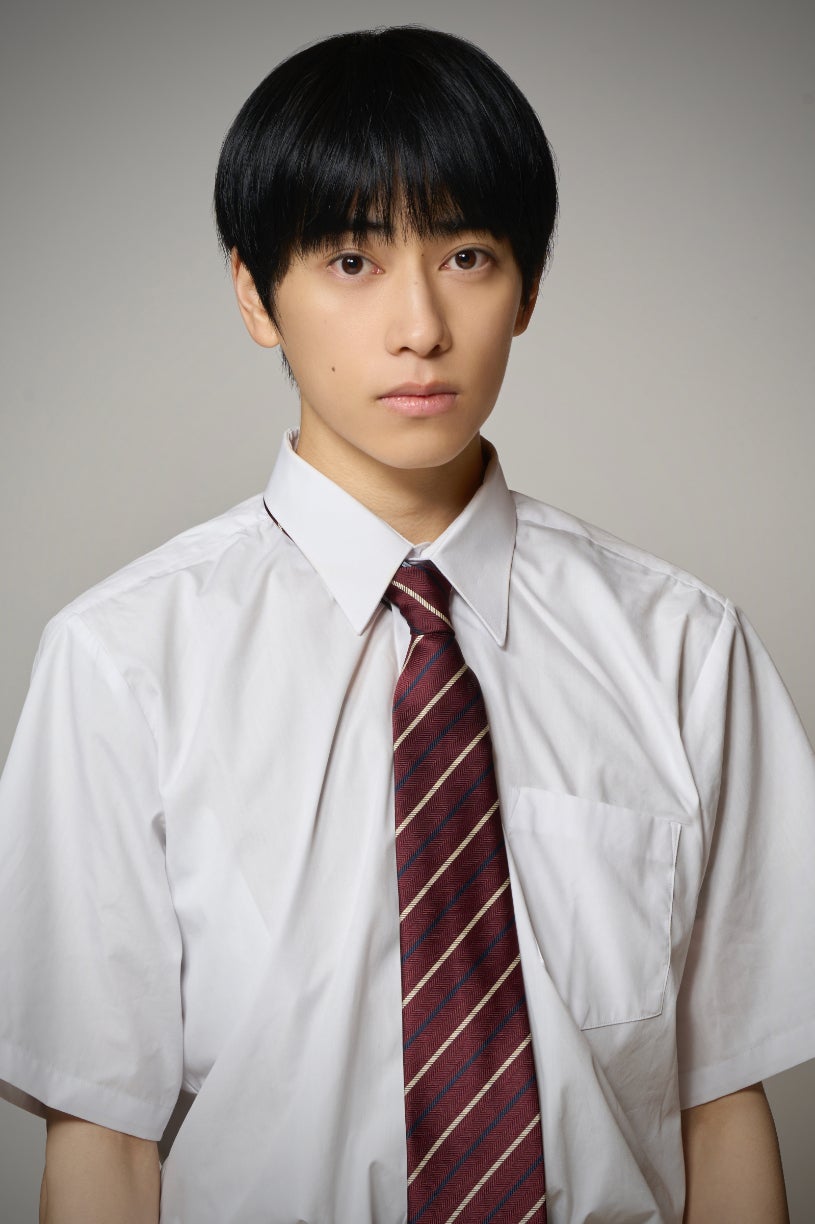 本島純政（C）「るなしい」製作委員会