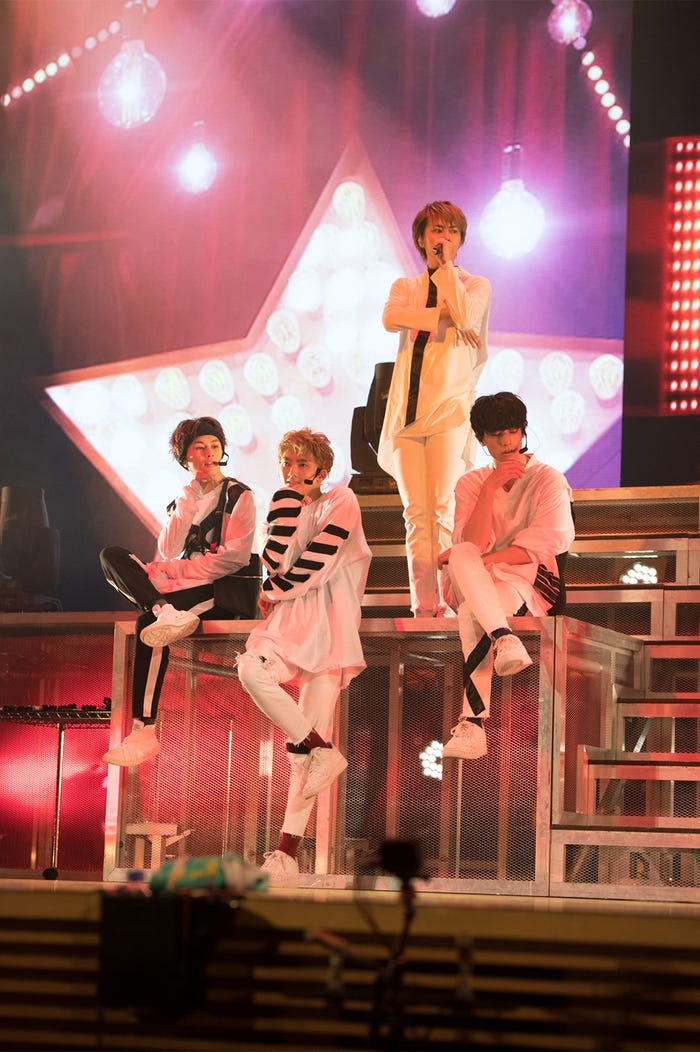 超特急(写真提供:SDR)