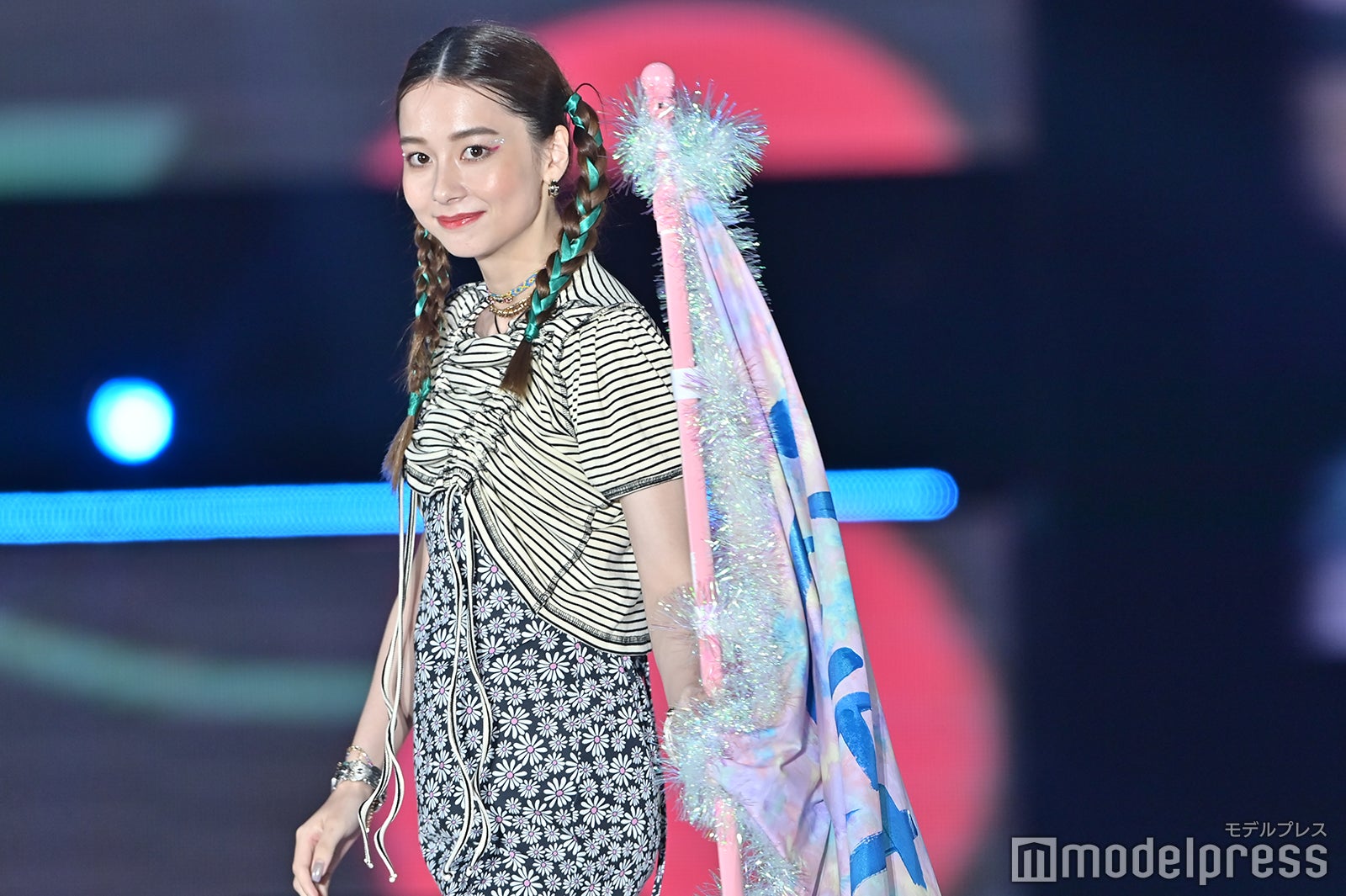 （C）モデルプレス