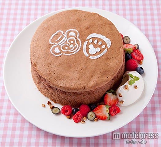 デコレーションシートを使って作ったスウィーツのイメージ(C)Disney