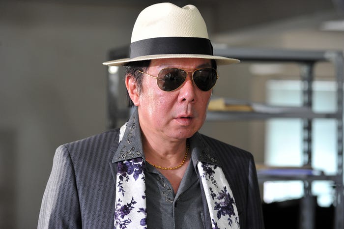 古田新太/『僕たちがやりました』第6話より(C)関西テレビ