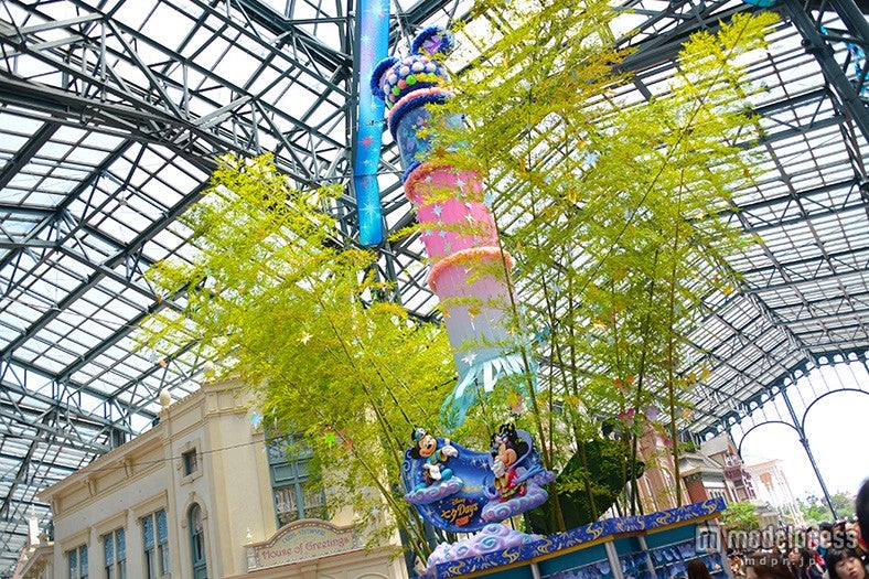 ディズニーランドのウィッシングプレイス（昼）