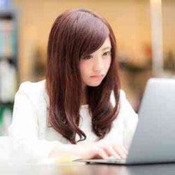 男性から見て職場で印象の良くない女性の特徴
