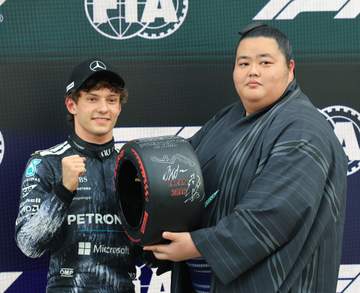 大関琴桜がF1日本GPに登場 「大相撲とF1は似たものがあるとずっと思っていた」 鈴鹿サーキットでトークショー