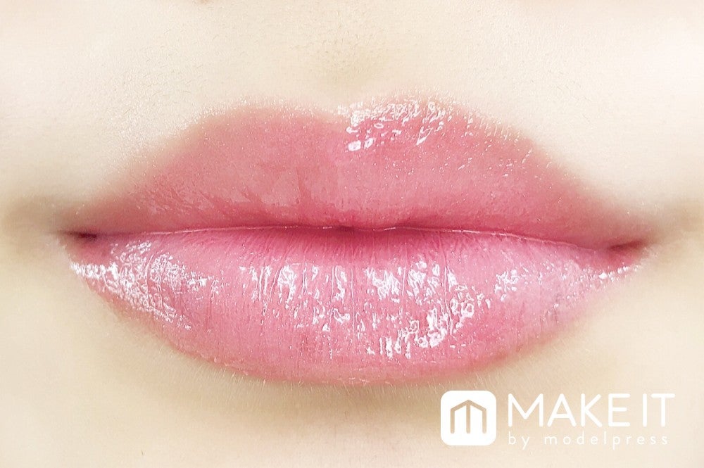 CHANEL／ルージュココシャイン／69 フラート に ルージュ ココ グロス／786 シビラ 使用 (C)メイクイット