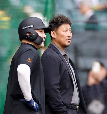 中田翔氏「この方の体はやばい！！笑 人間じゃない！」と2S投稿 TG戦でテレビ解説 先輩の強肩持ち上げるも「半笑いでそういうの言うな」とツッコみ