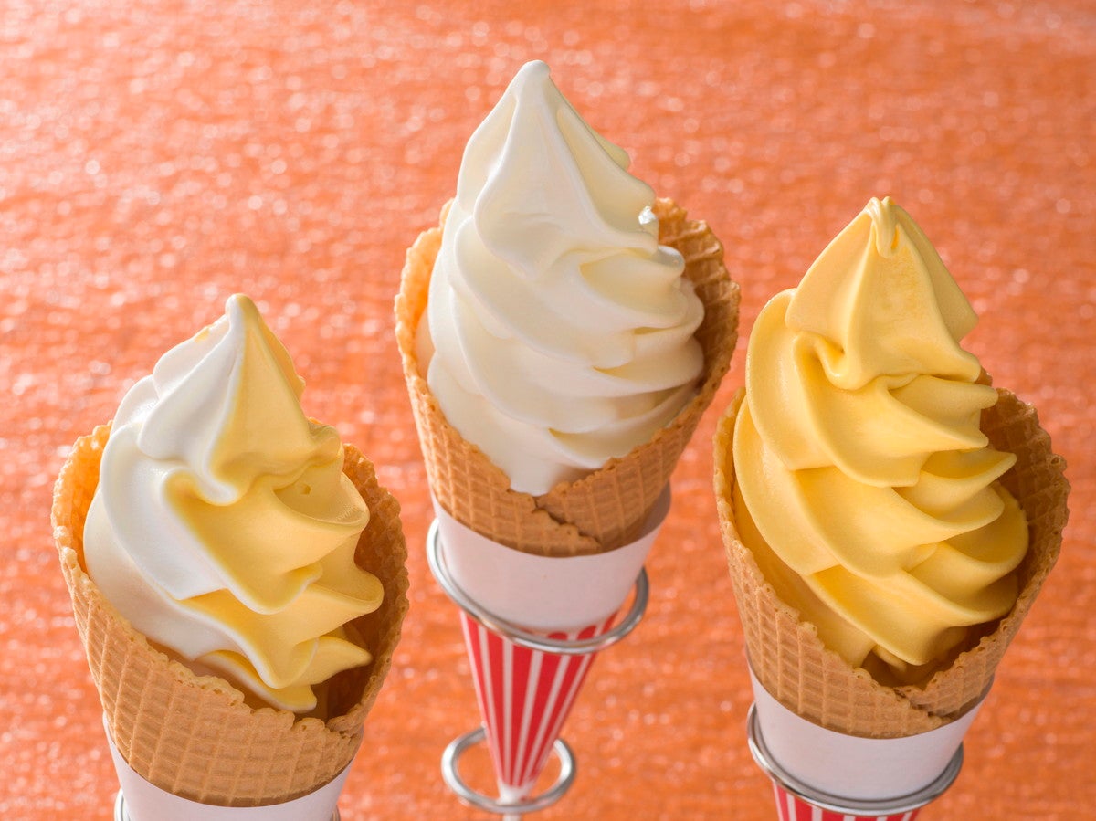 ソフトクリーム（パンプキン／ミルク／ミックス）¥500（C）Disney