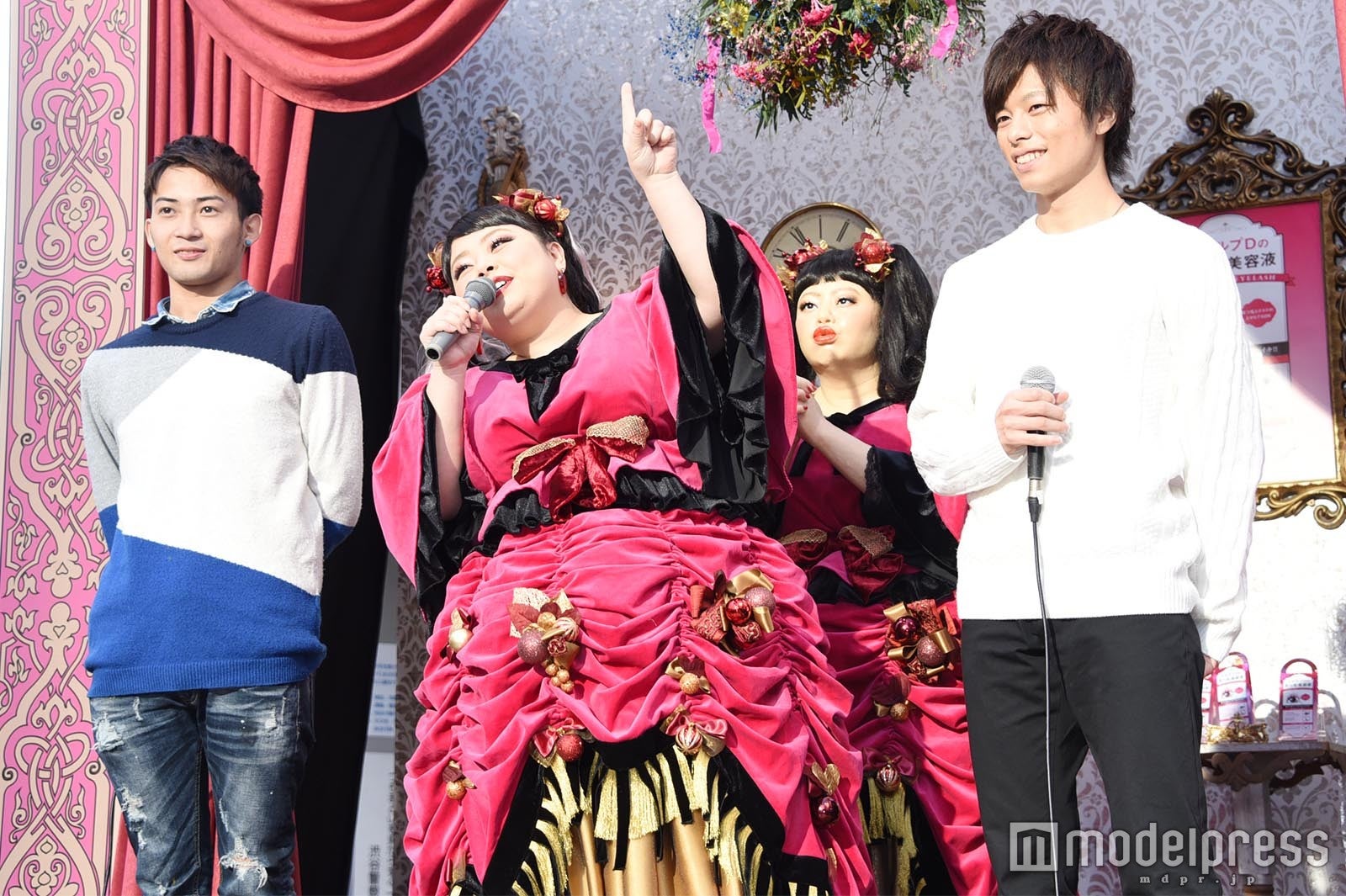 （C）モデルプレス