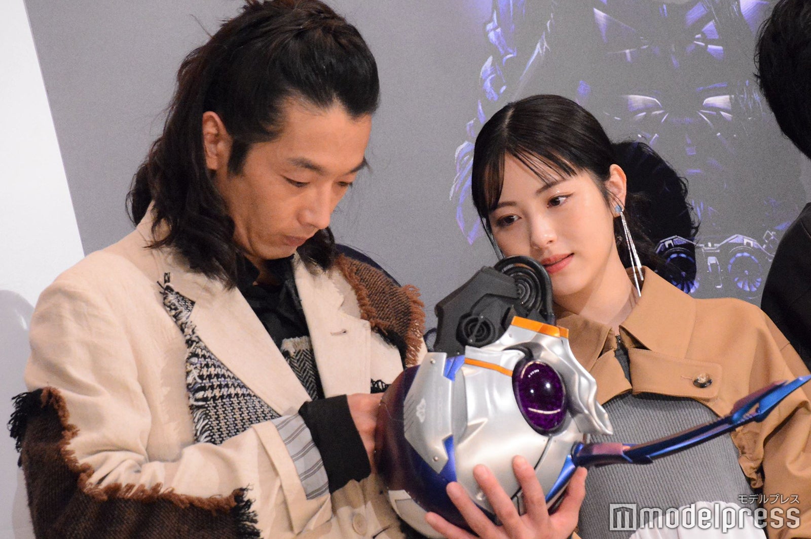 森山未來、浜辺美波（C）モデルプレス