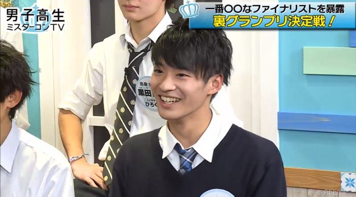 罰ゲーム「髪型崩し」を受ける前のファイナリスト・河野紳之介(C)AbemaTV