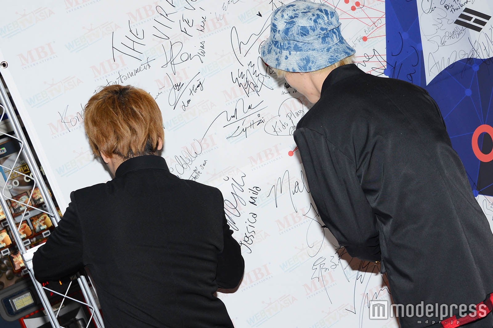 エグスプロージョン （C）モデルプレス