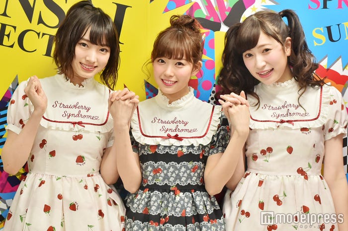 左から:太田夢莉、渡辺美優紀、吉田朱里(C)モデルプレス