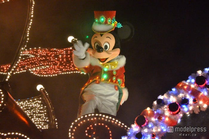 「東京ディズニーランド・エレクトリカルパレード・ドリームライツ」もクリスマス仕様に