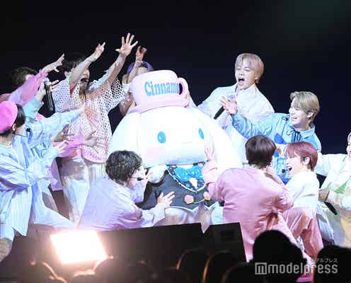 JO1、シナモロールと「Dreaming Night」コラボパフォーマンス サンリオと新プロジェクトも発表<2022 SANRIO FES>