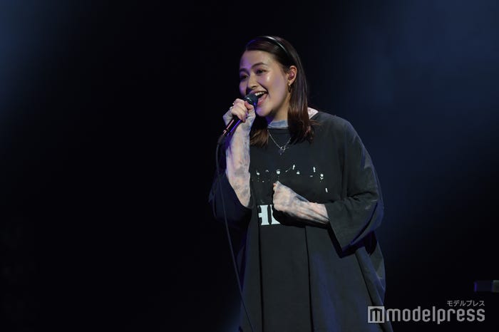 有華(C)モデルプレス