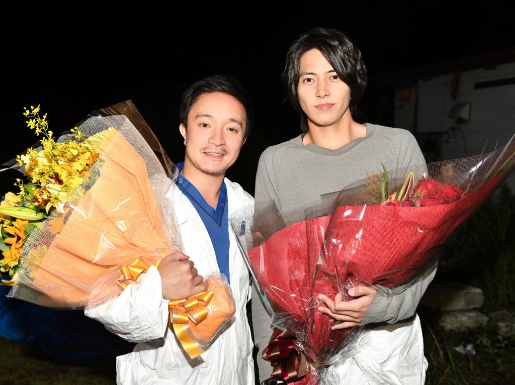 山下智久「インハンド」撮了でガッツポーズ　濱田岳・菜々緒らに感謝