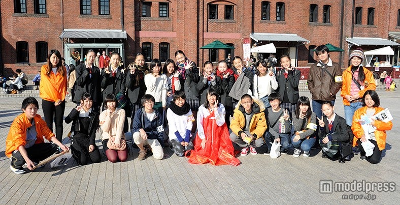 青空しゃべり場で交流を深める／画像提供：コリアングルメフェスタ