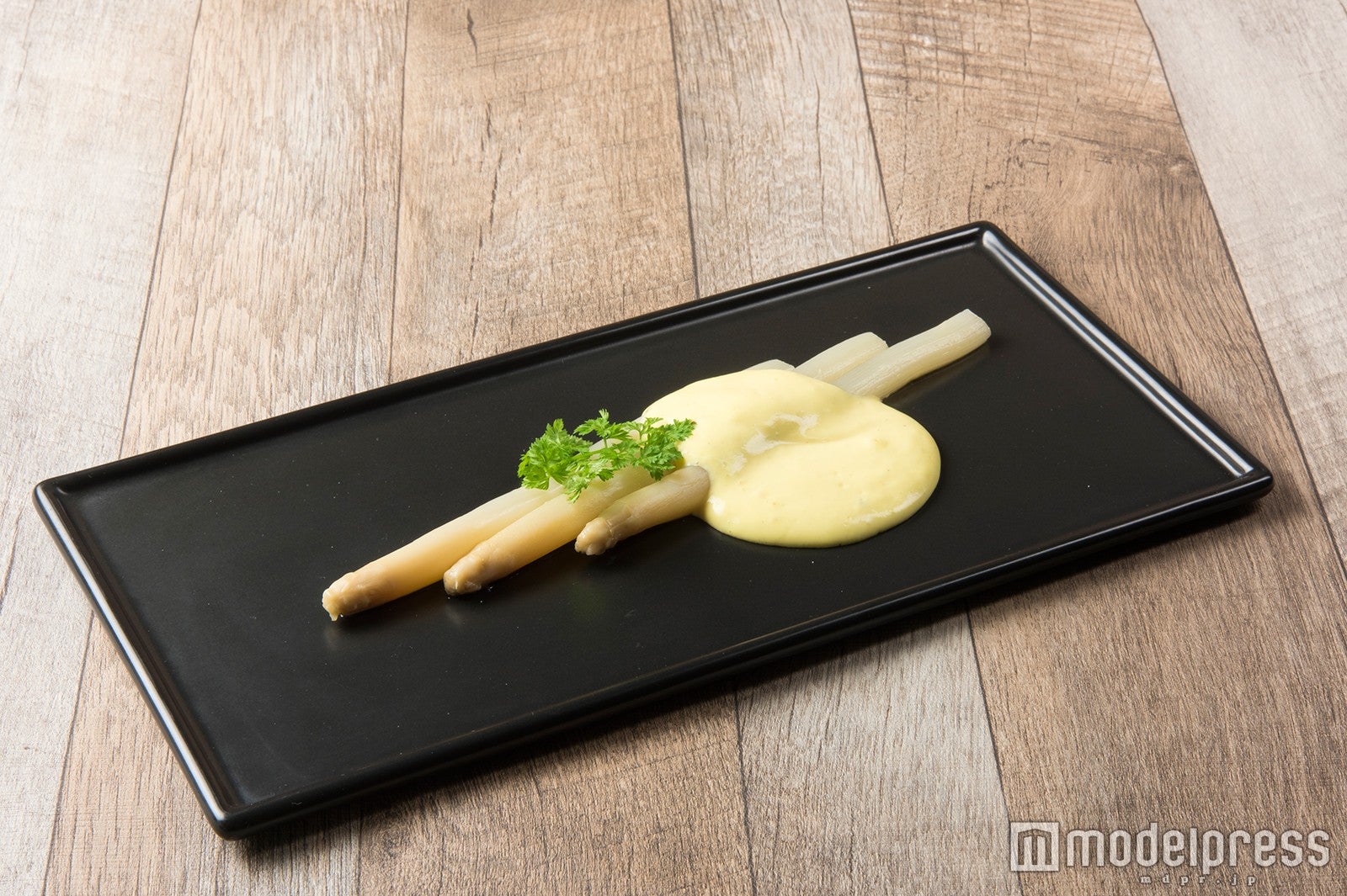 冷製シュパーゲル（C）TOKYO-SKYTREETOWN