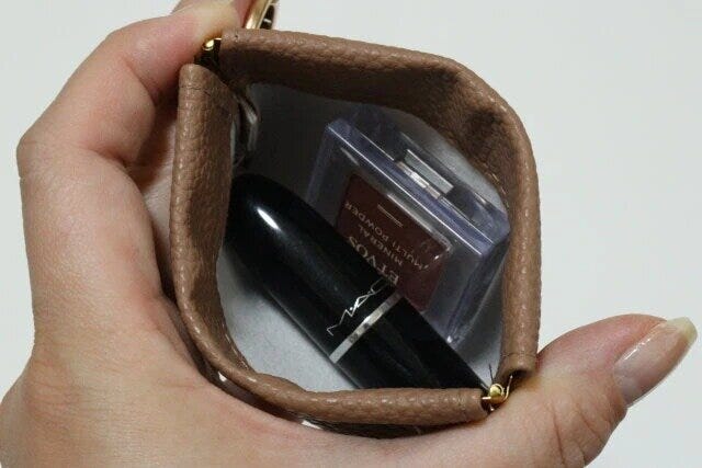 セリア カラビナ付きワンタッチポーチ 使用例 セリア カラビナ付きワンタッチポーチ 使用例