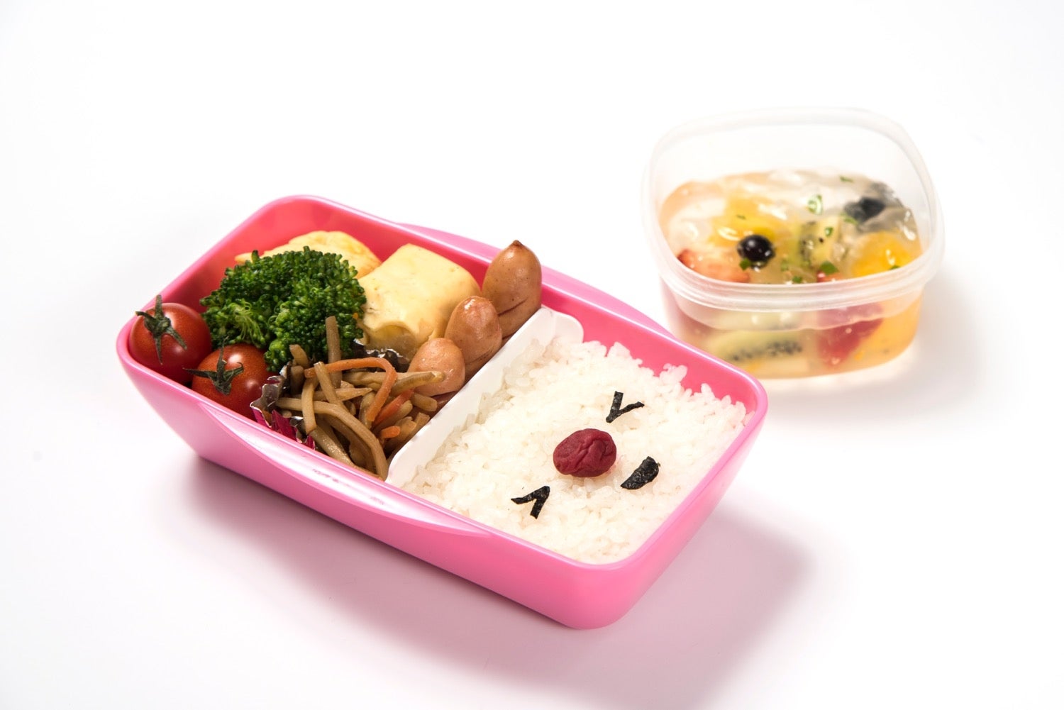 三葉が作ったお弁当 オリジナルランチクロスつき￥1,380（C）2016「君の名は。」製作委員会