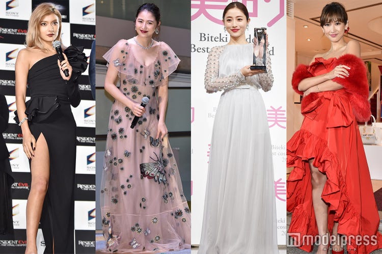 長澤まさみ ローラら華やかドレスアップ総まとめ シースルー 技ありロング丈 個性豊かな着こなしに釘づけ 16年末特集 モデルプレス 長澤まさみ ローラら華やかドレスアップ総まとめ シースルー 技ありロング丈 個性豊かな着こなしに釘づけ 16年末特集 モデルプレス