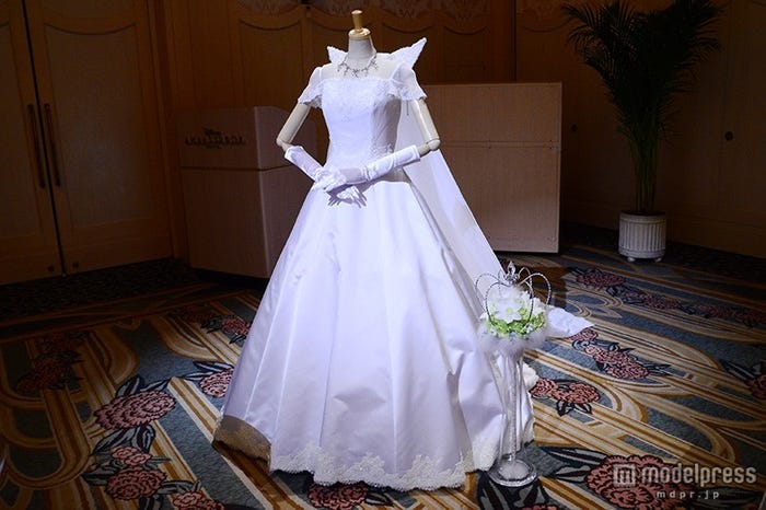 ウェディングドレス展示