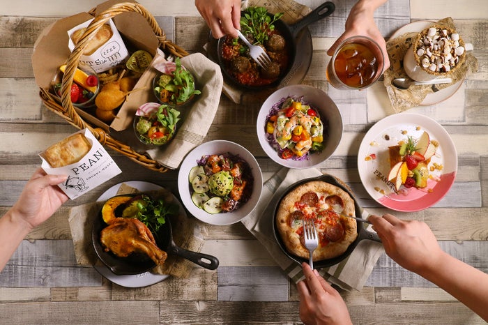 PEANUTS Cafe（C）Peanuts Worldwide LLC