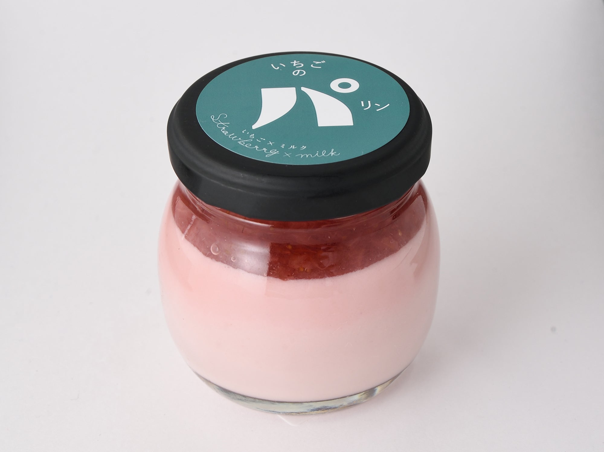 「いちごのパリン」／画像提供：株式会社村の駅