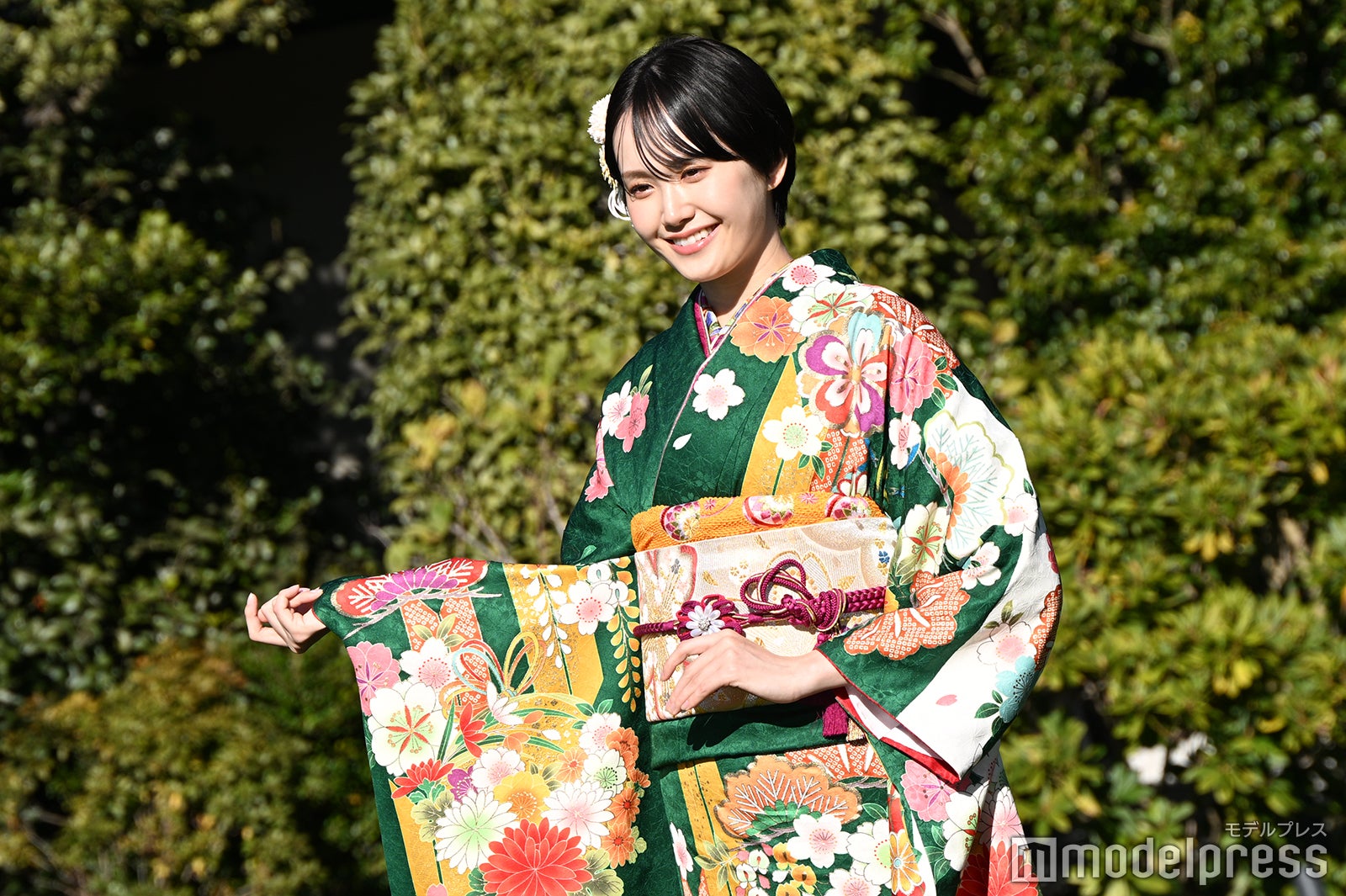 尾碕真花（C）モデルプレス