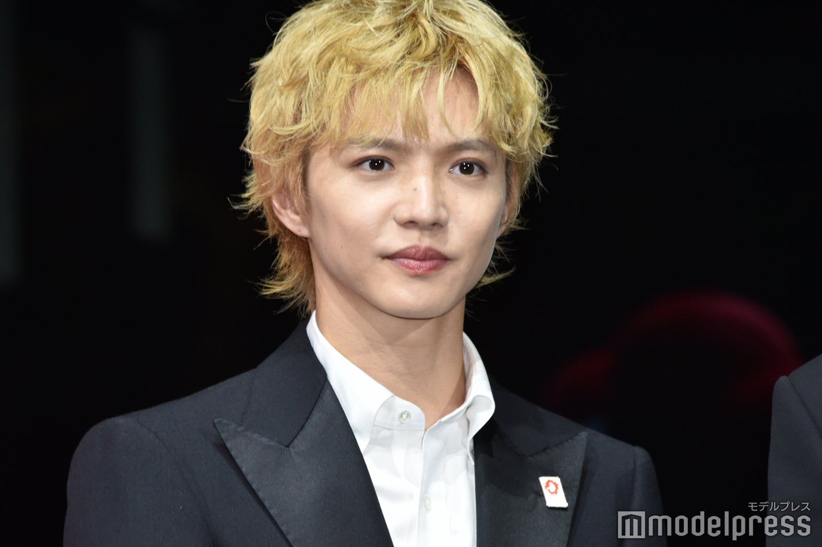 GENERATIONS 佐野玲於 クッション BOT レア 1216_gene-702x468.jpg.webp