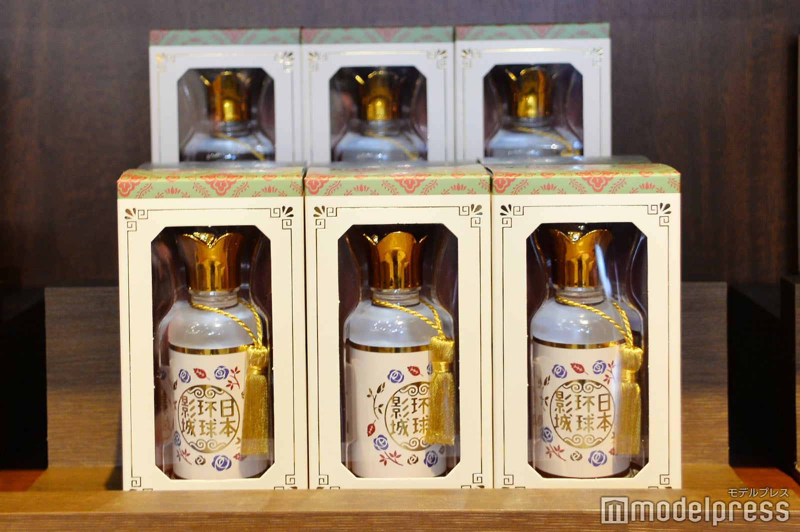 （C）モデルプレス