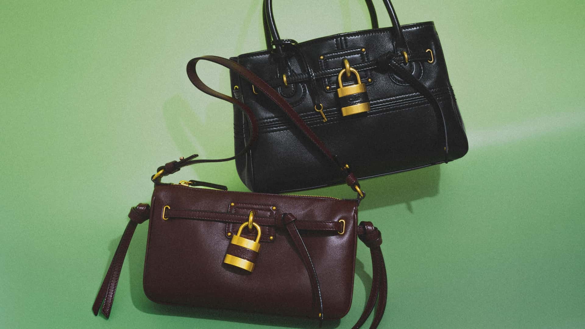 【Chloé】のアイコンバッグに新顔♡ ボルドー色が秋冬にぴったりな「パディントン スリング」をCHECK！