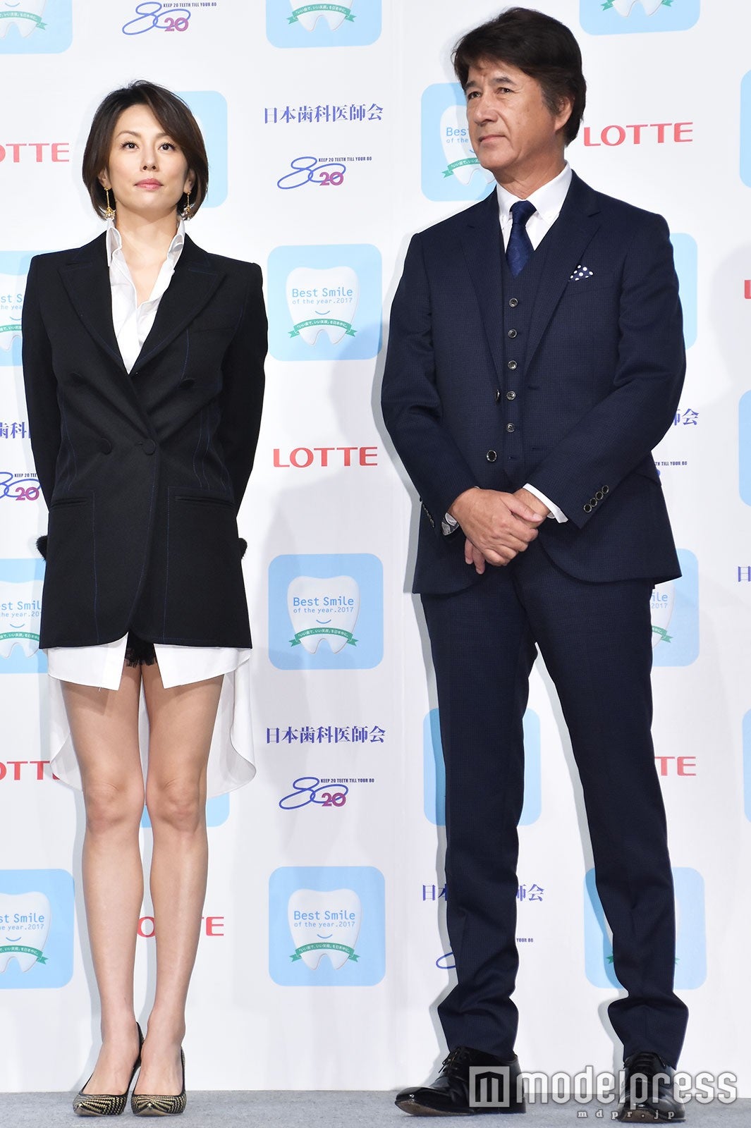 米倉涼子、草刈正雄 （C）モデルプレス