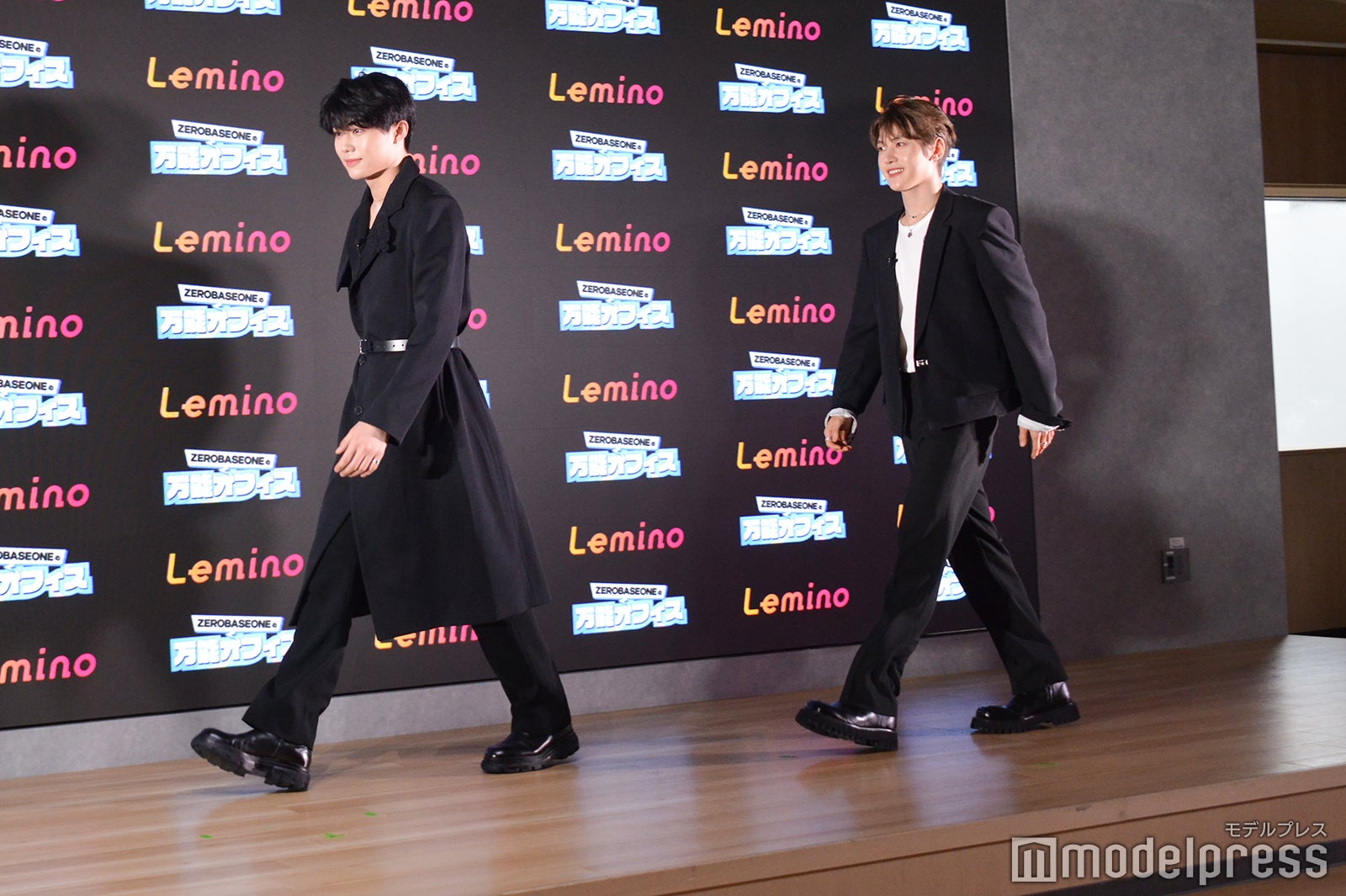 登壇時のパク・ゴヌク、ソク・マシュー（C）モデルプレス