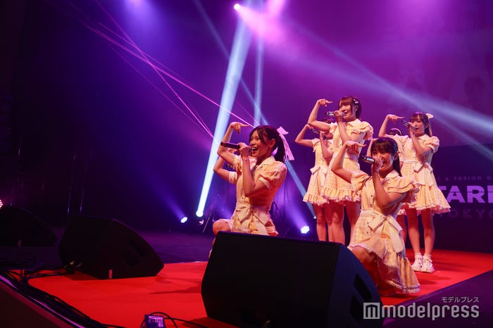 ラフ×ラフ(C)モデルプレス