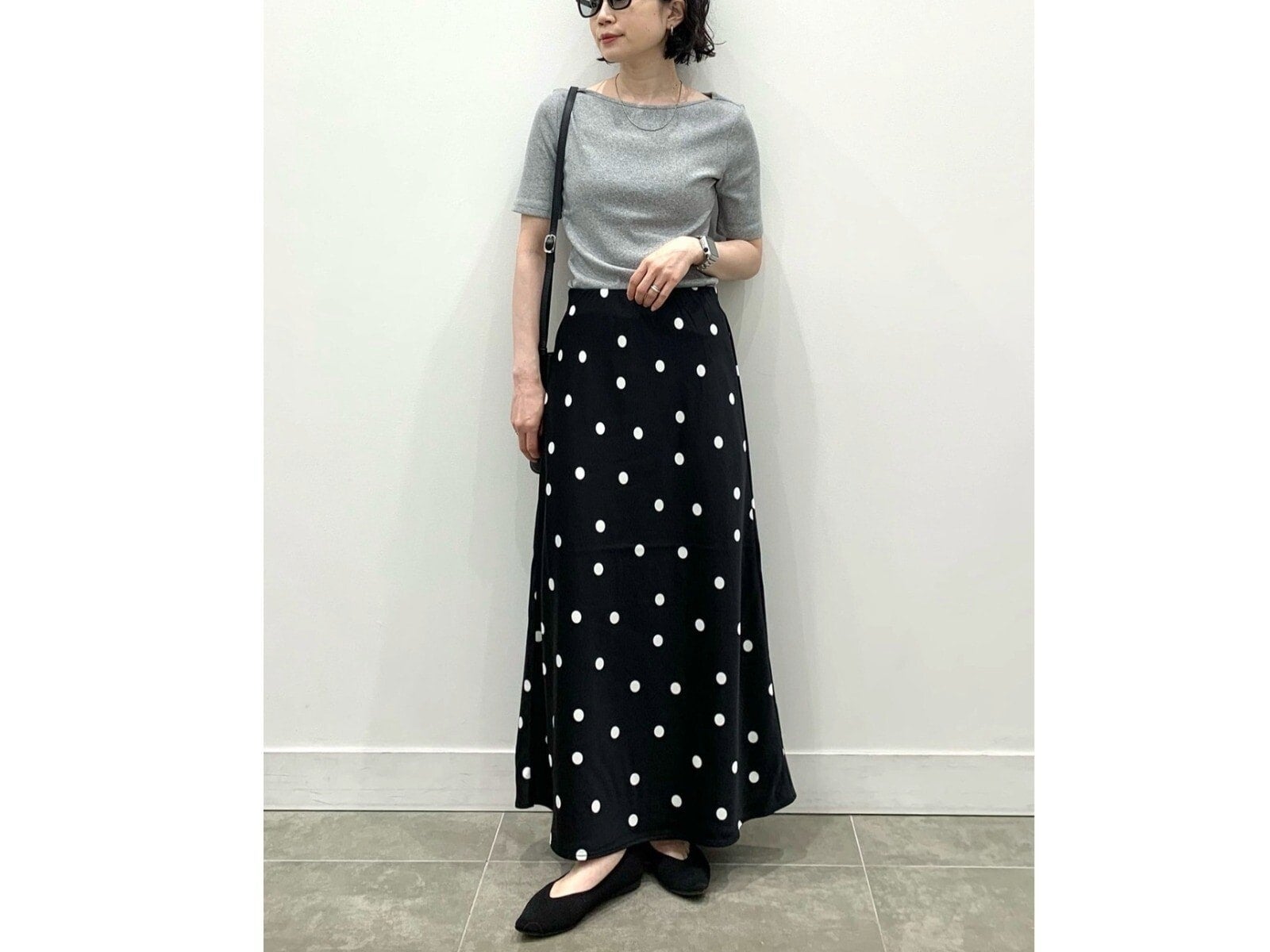 大きめの水玉が大人かわいい！【GU】2990円「ドットスカート」でつくる40代の洗練夏コーデ