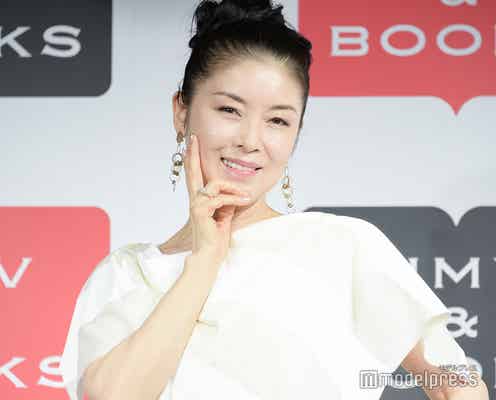 藤あや子「家族ぐるみのお付き合い」人気女優との食事会ショット披露「美しすぎる」「お揃いコーデ可愛い」と反響