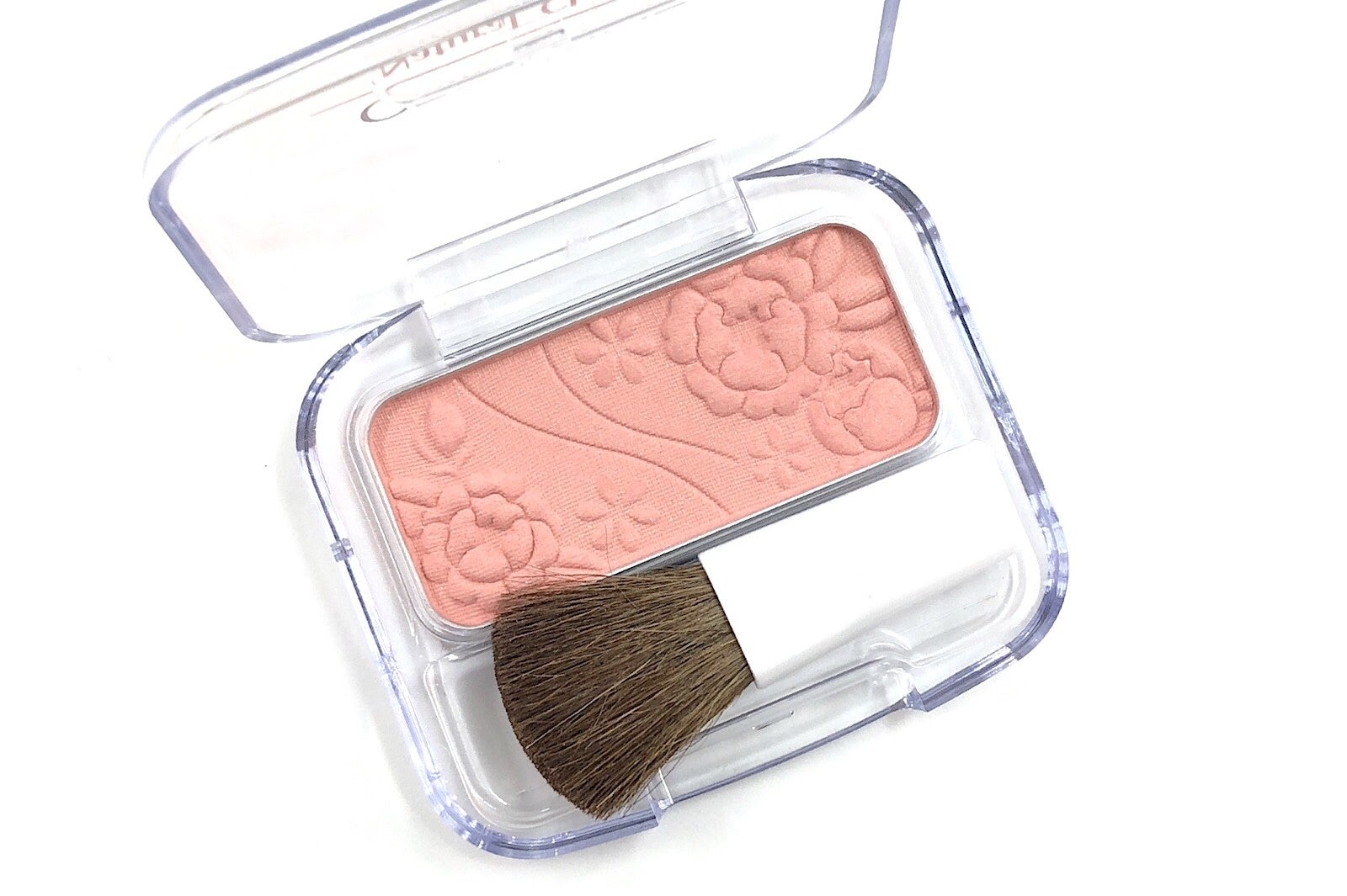 セザンヌ／ナチュラルチークN／01 ピーチピンク／360円（税抜） (C)メイクイット