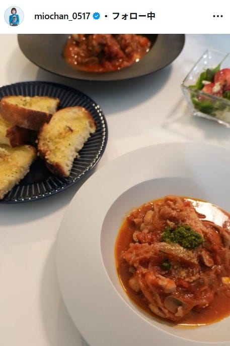 朝長美桜Instagramより