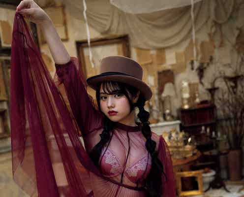 BLACKNAZARENE“ドール系美女”村田実果子のたわわバストにドキッ 幻想的グラビアで魅了