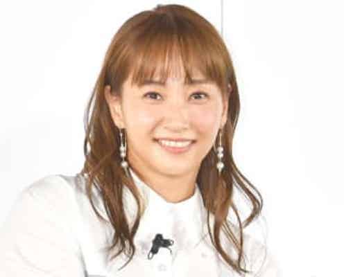 あっ!よく見たらシャネル♥藤本美貴 シンプルな「私服」公開→肩のチェーンにクギ付け「オシャレ♥」「可愛い!」