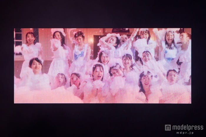 10thシングル「らしくない」MV