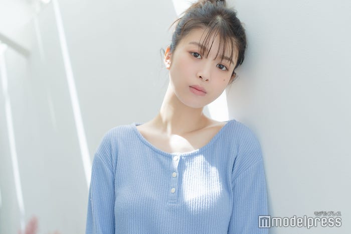 モデルプレスのインタビューに応じた馬場ふみか(C)モデルプレス