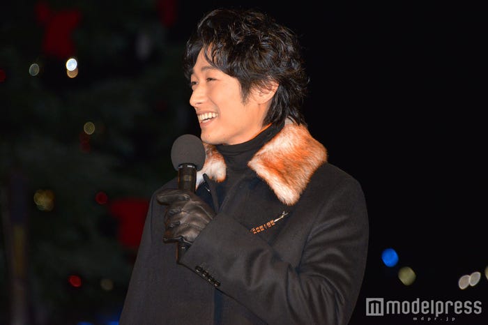 横顔も美しい(C)モデルプレス