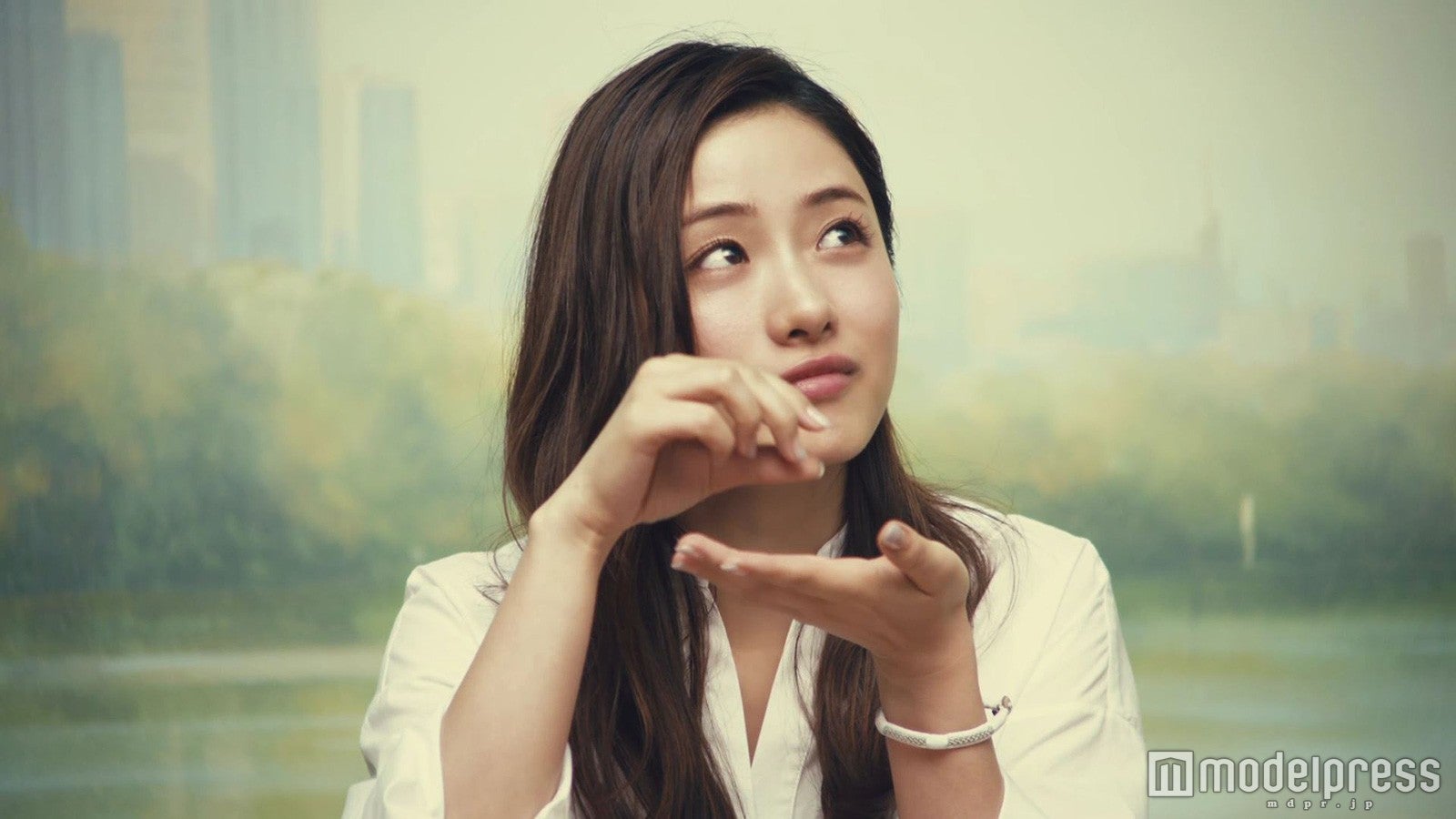 石原さとみ／新動画より