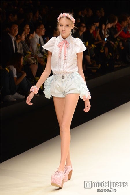 「WC」2013年春夏コレクション